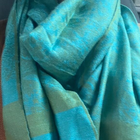 Pashmina Silk Scarf in Teal and Olive - Picture 2 of 5